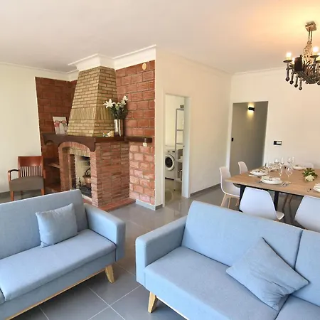 Holiday home Rnet - Mt - Casa Carles Roses