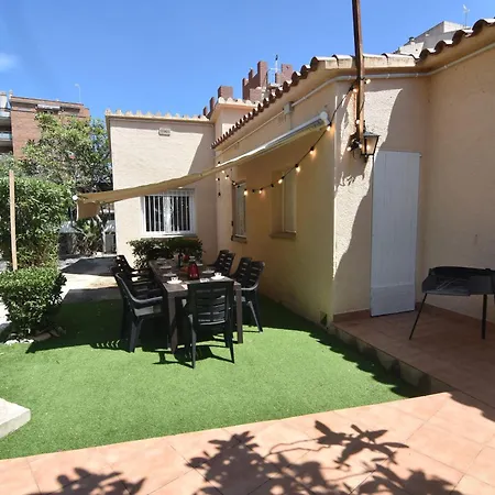 Rnet - Mt - Casa Carles Holiday home *
