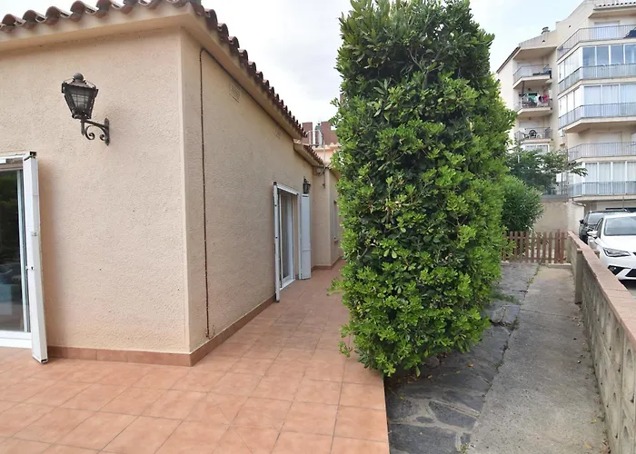 Rnet - Mt - Casa Carles Semesterbostad *